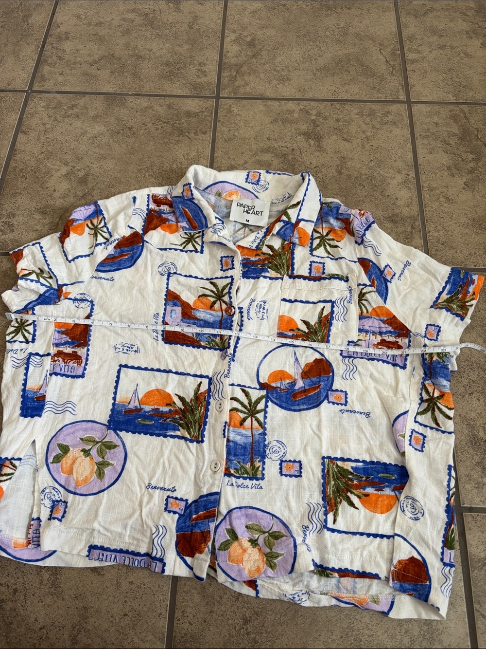 Paper Heart Travel Theme Button Up Top Size Medium - Picture 3 of 6